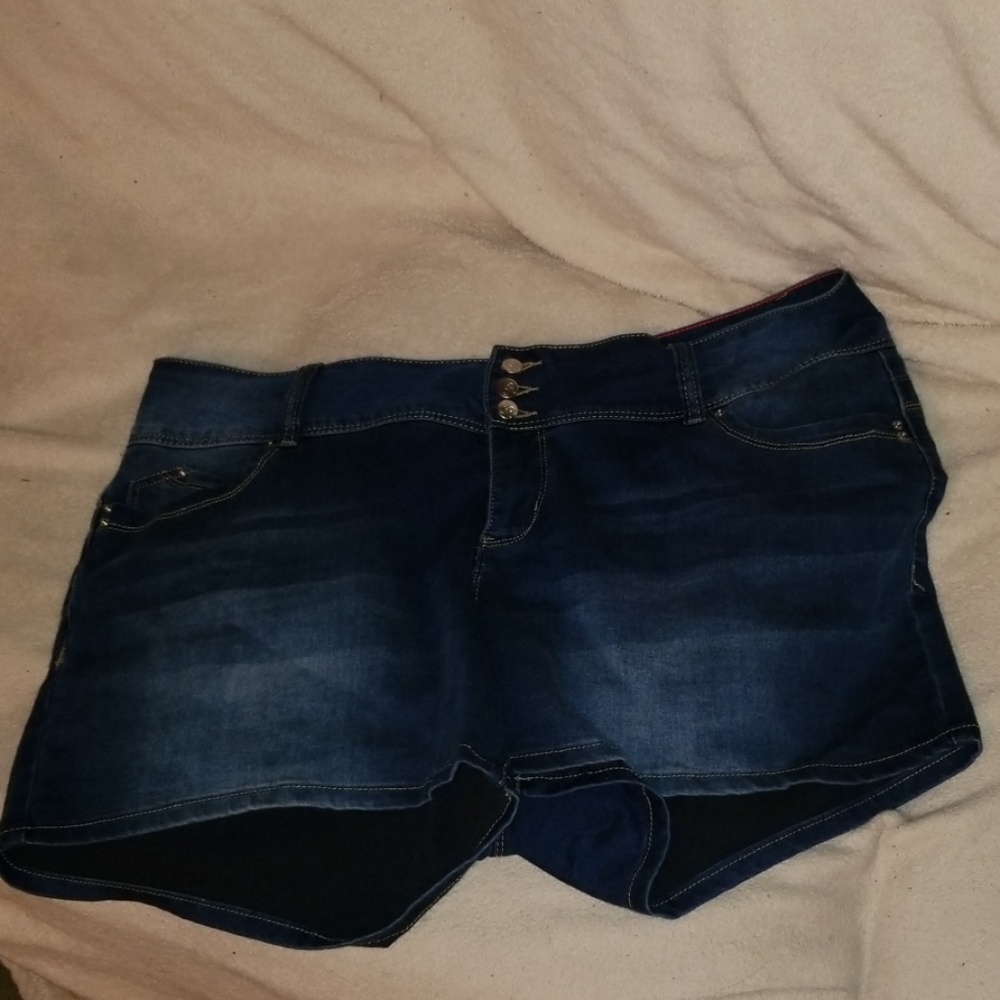 Royalty For Me Shorts sz 18w